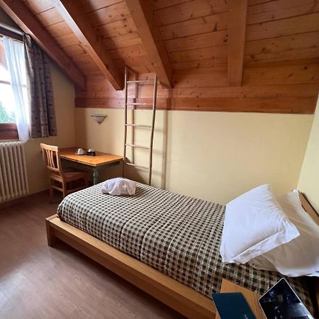 Nevesole Folgarida Resort Aparthotel Bagian luar foto