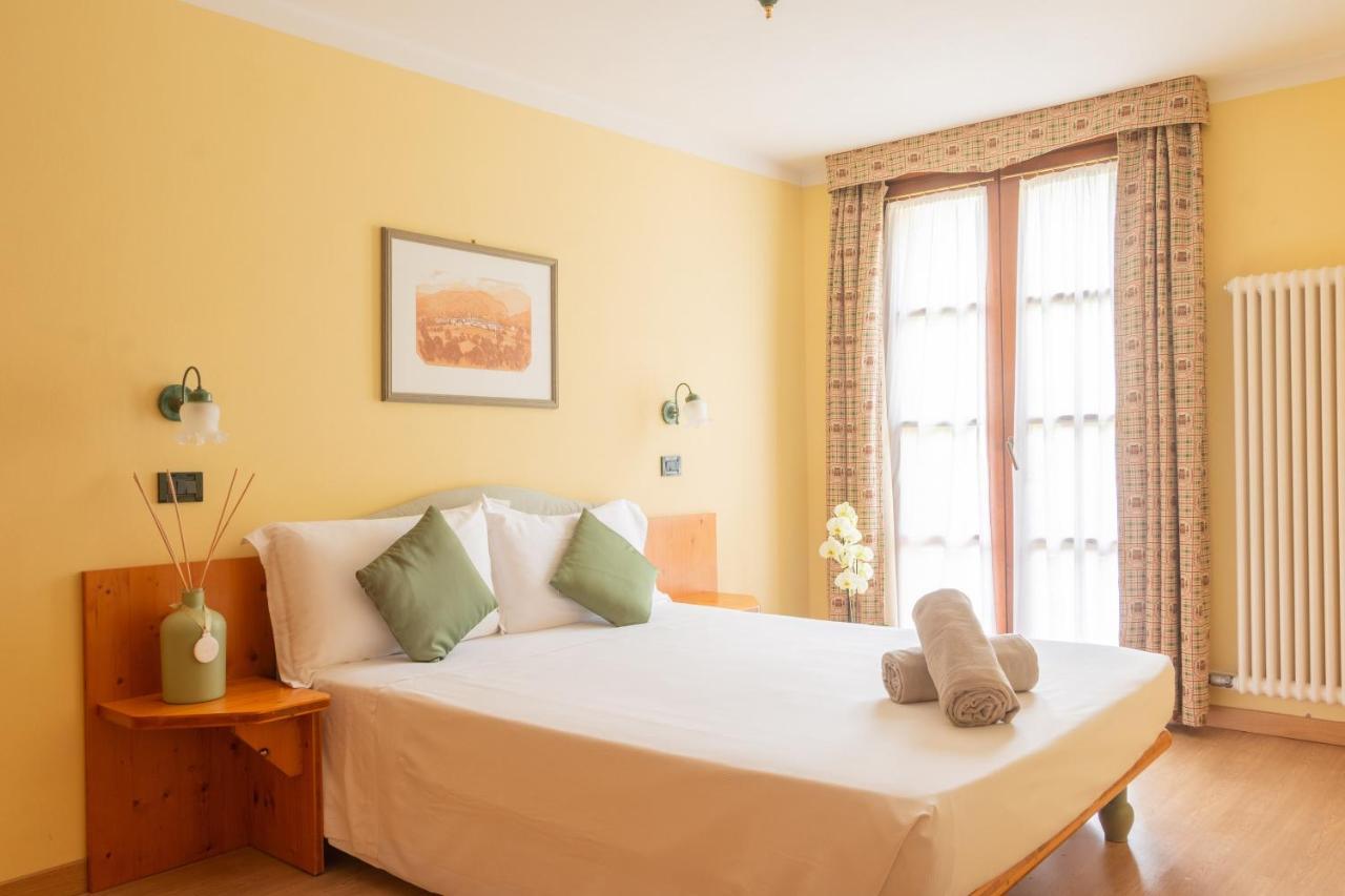 Nevesole Folgarida Resort Aparthotel Bagian luar foto