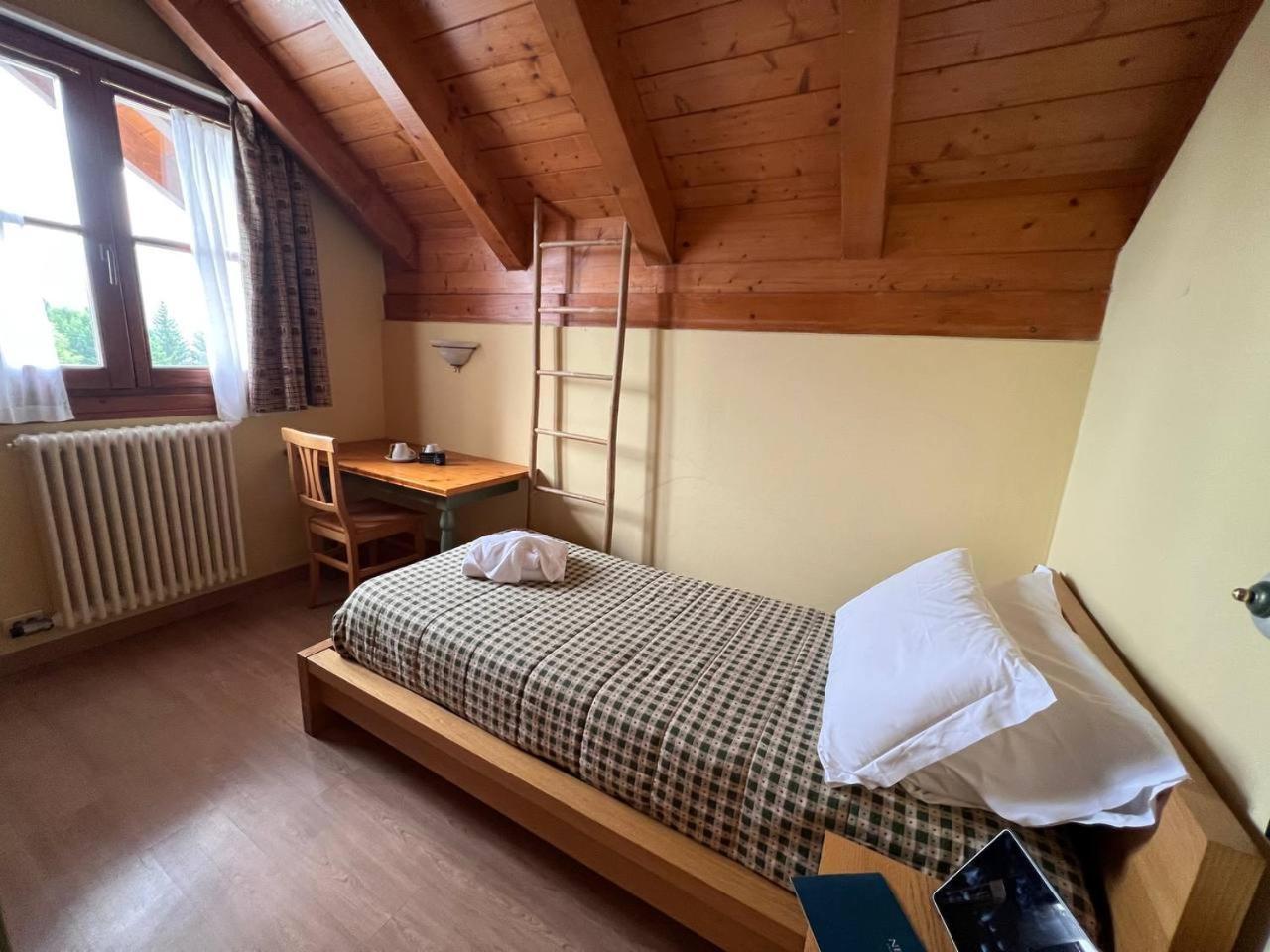 Nevesole Folgarida Resort Aparthotel Bagian luar foto