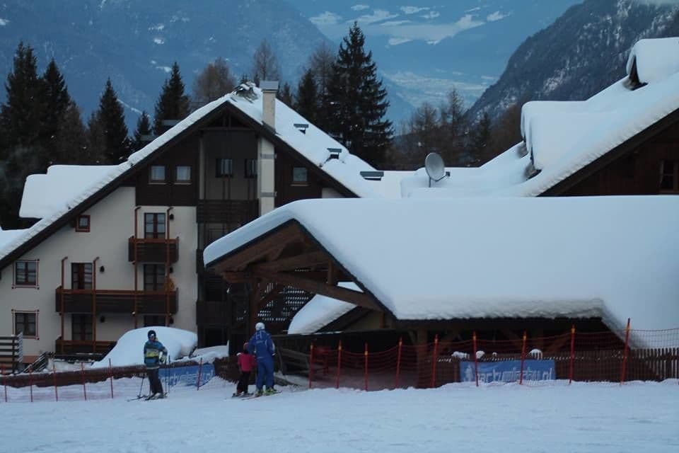 Nevesole Folgarida Resort Aparthotel Bagian luar foto