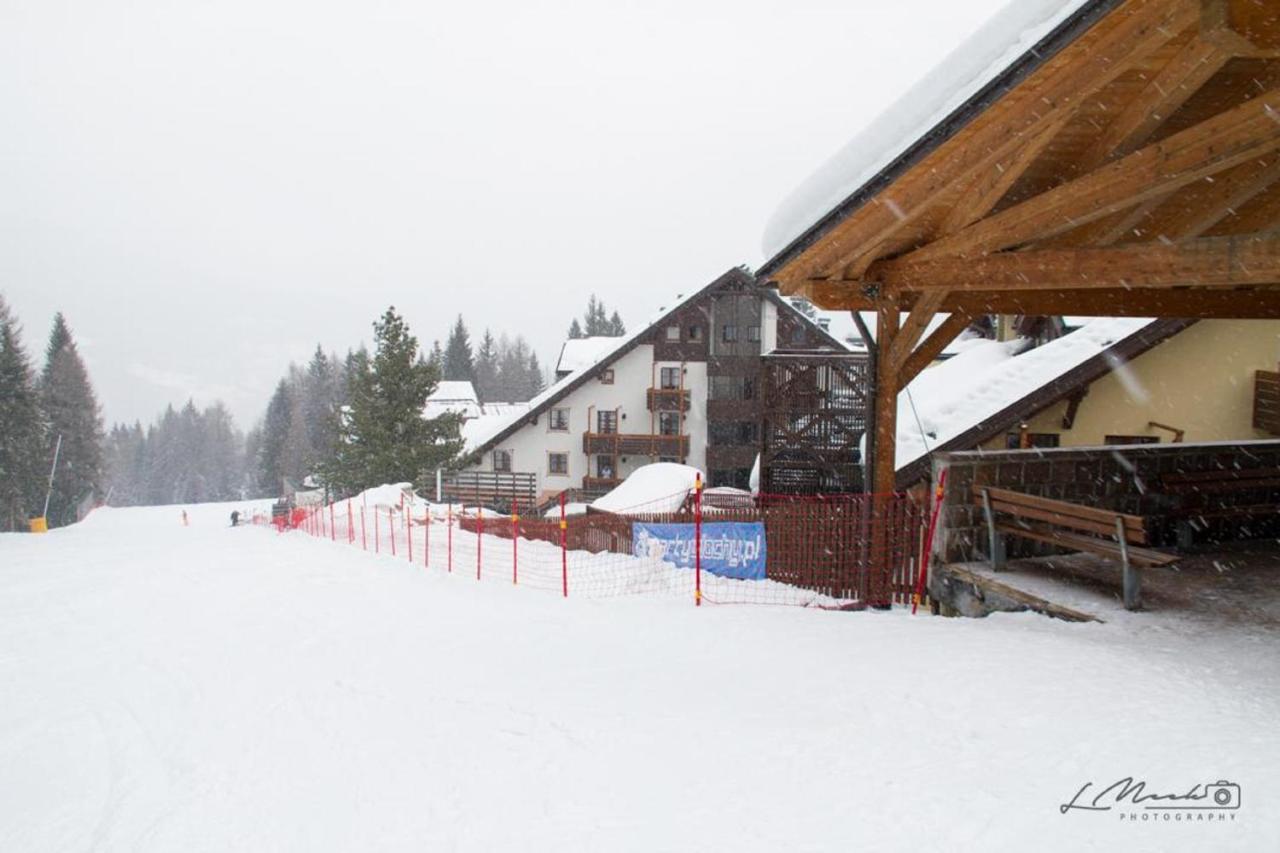 Nevesole Folgarida Resort Aparthotel Bagian luar foto